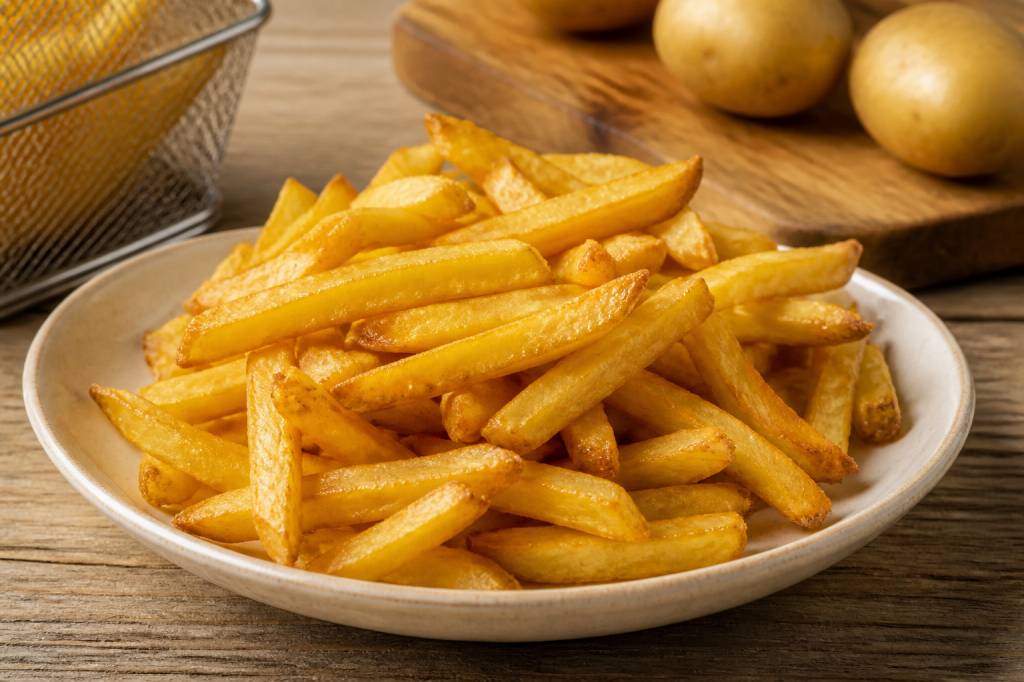 Les meilleures frites maison : recette et astuces pour une cuisson parfaite